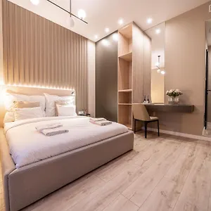 Karoly Boutique Suites, Location By Bqa Budapest